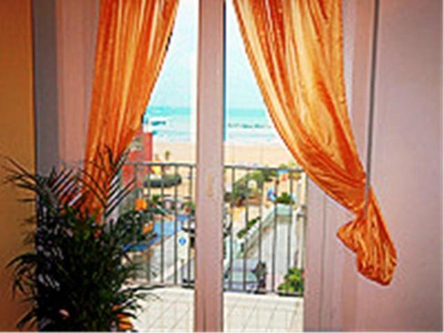 Residence Algarve Ріміні Номер фото