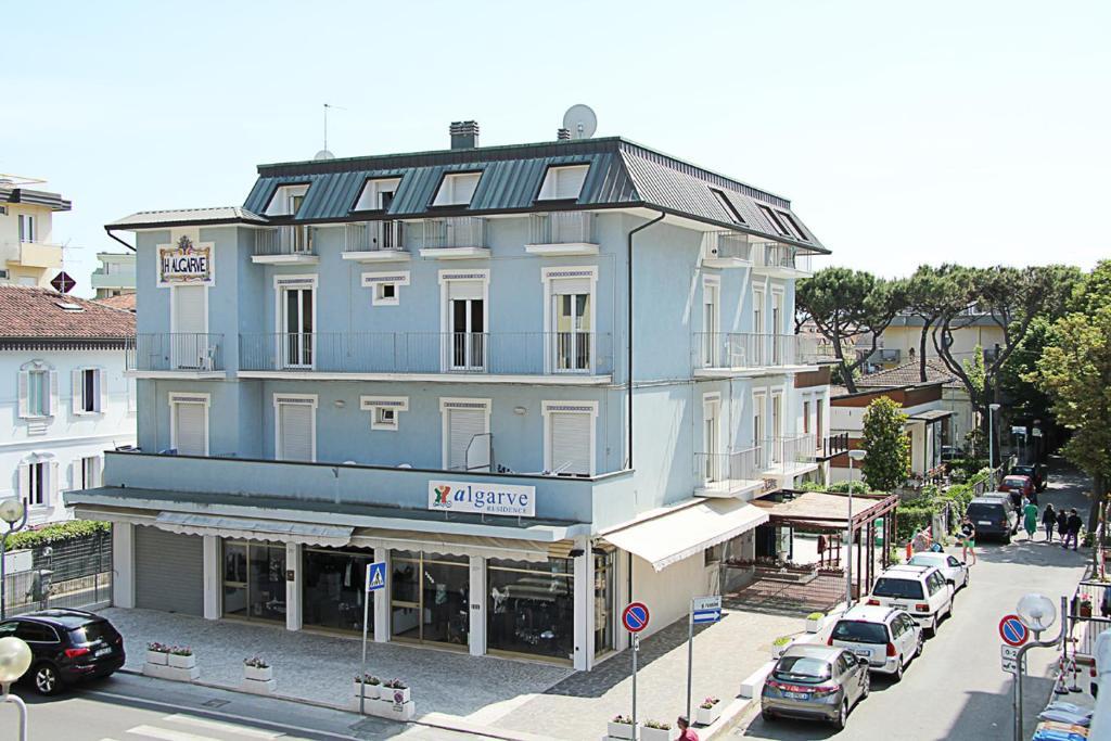 Residence Algarve Ріміні Екстер'єр фото