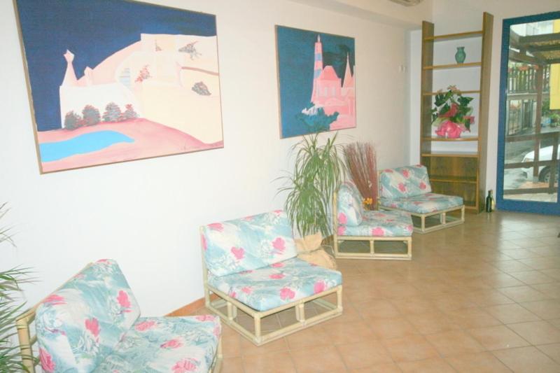 Residence Algarve Ріміні Екстер'єр фото